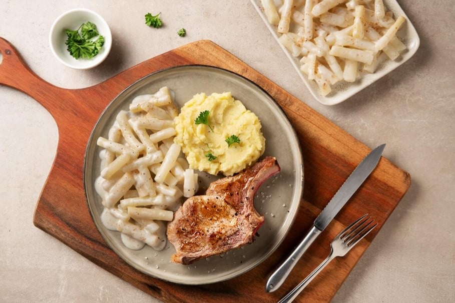 Koteletten met romige schorseneren en boterpuree