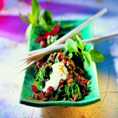 Salade indienne aux épinards