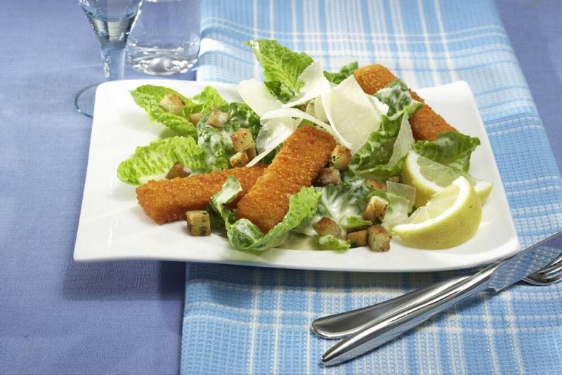 Caesar salade met Fish Sticks